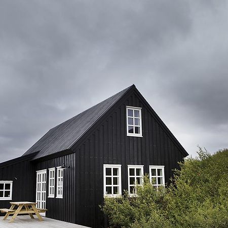 Black Timber House Borgarnes Buitenkant foto