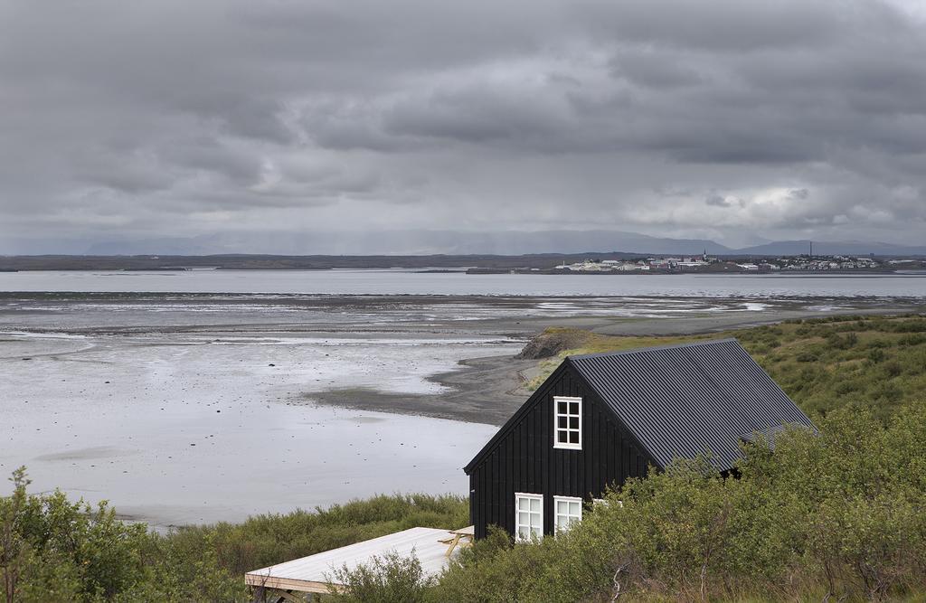 Black Timber House Borgarnes Buitenkant foto