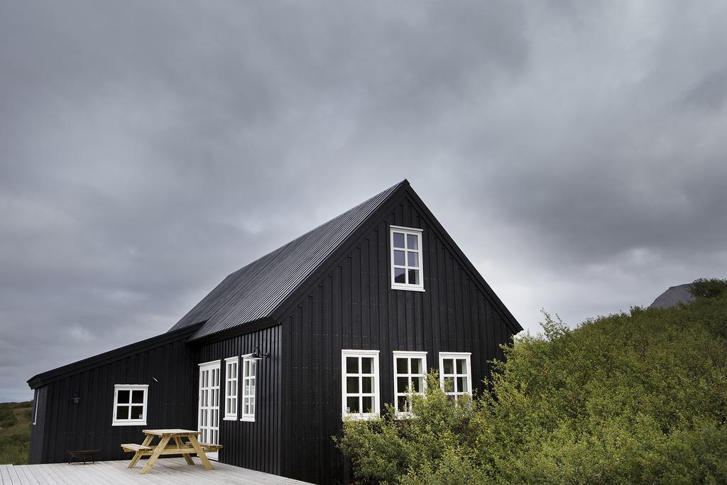 Black Timber House Borgarnes Buitenkant foto